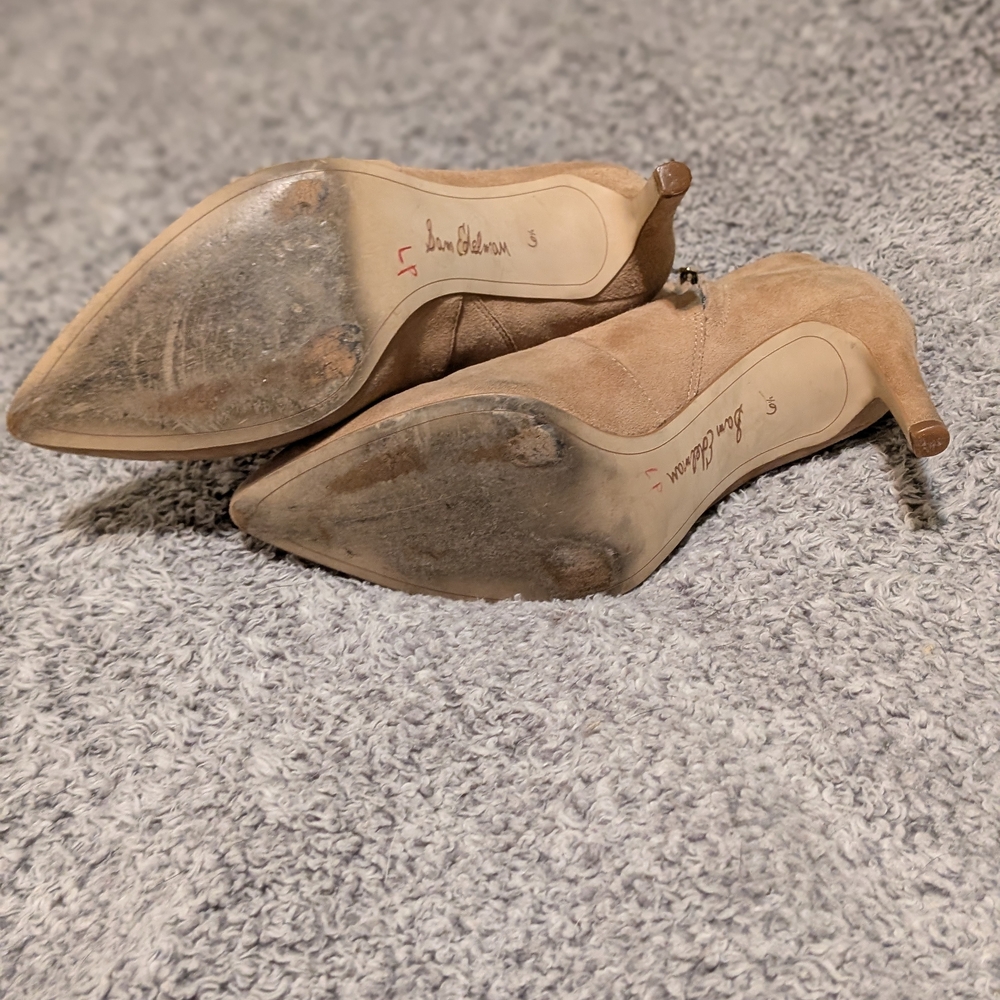 Chic Tan Suede Heeled Boots - Picture 3 of 4
